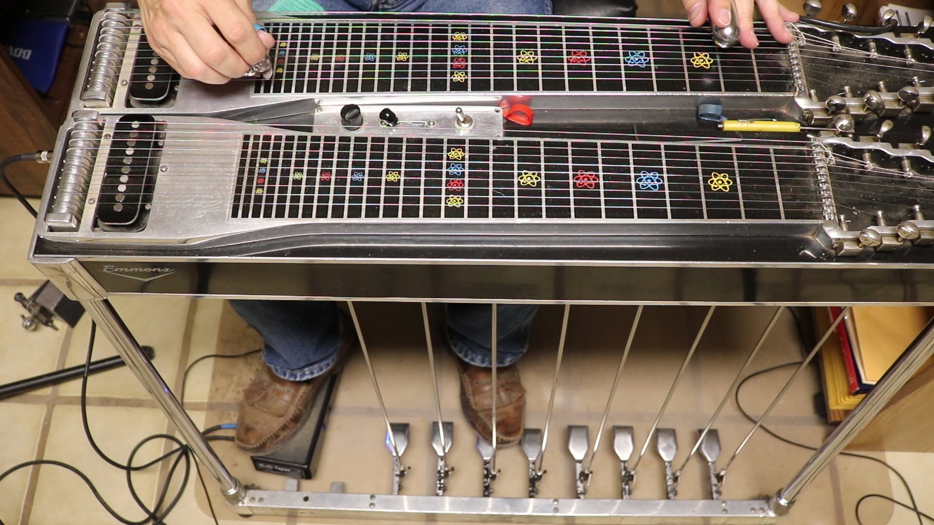 Jim Loessberg C6  emmons jazzy idea in 4ths