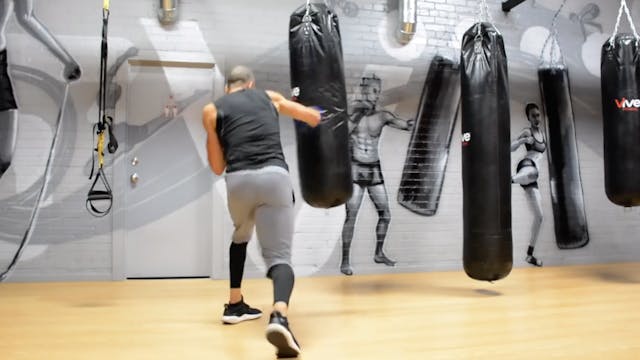 Ultimate 20 Minute Heavy Bag Workout ...