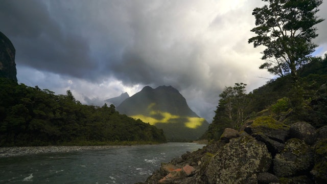 "Milford Sound Relaxation" w Music Dynamic 30 Min New Zealand Nature Relaxation Video