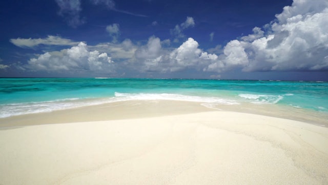 White Sand, Blue Water & Waves - Fiji 1 HR Static Nature Scene