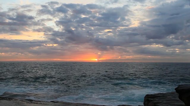 "The Golden Sun of Love" 528 HZ Love ...