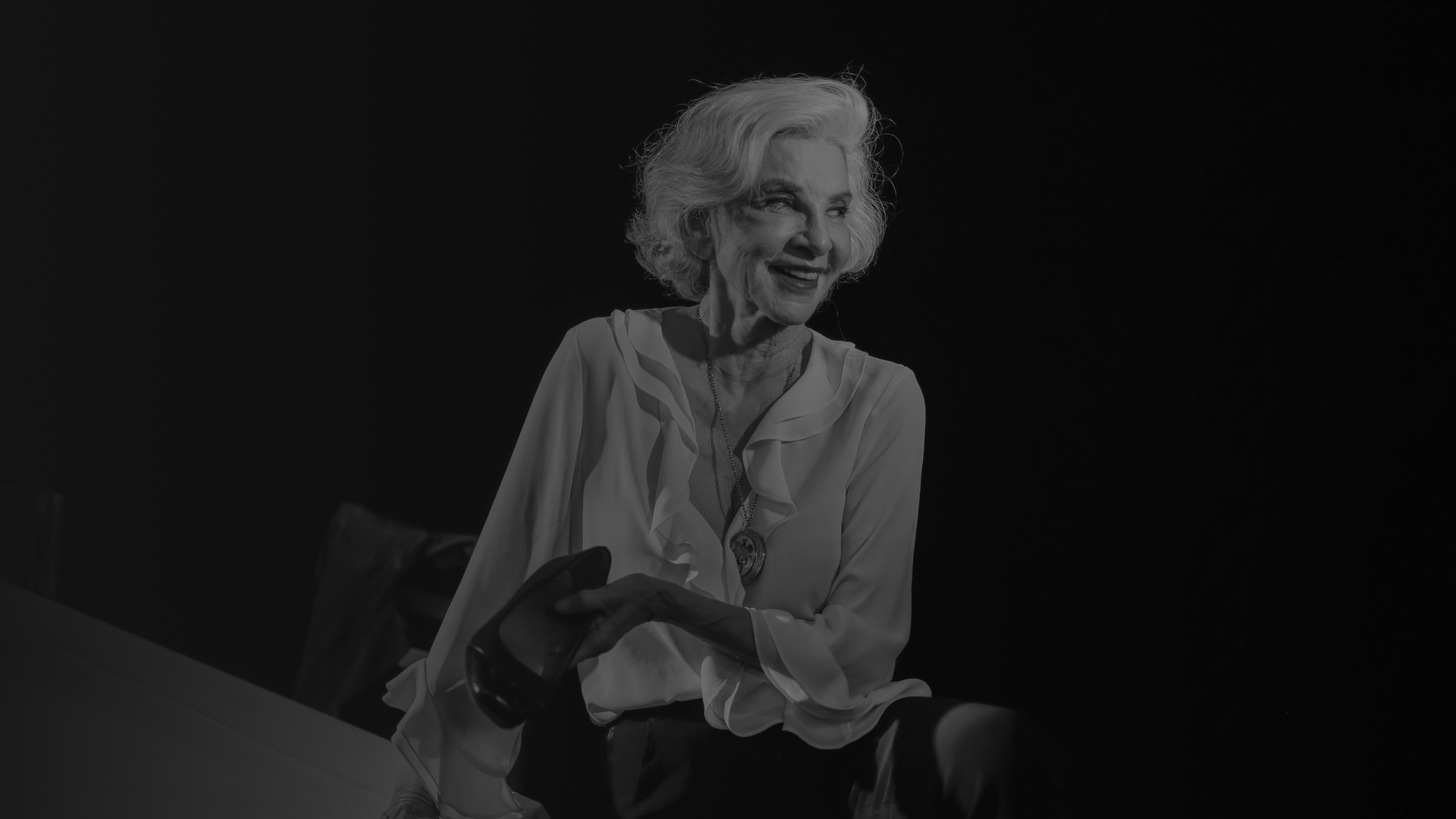 Molly Bloom (Teaser)