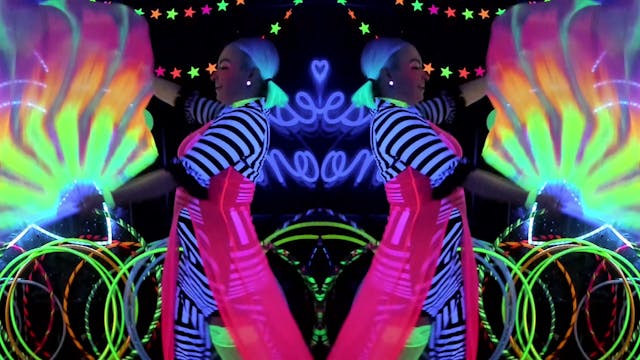 3 Min Blacklight Silk Fans Dance for VJ Streamers