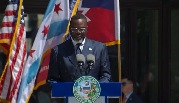 Chicago Mayor Johnson to Hand Out Rac...