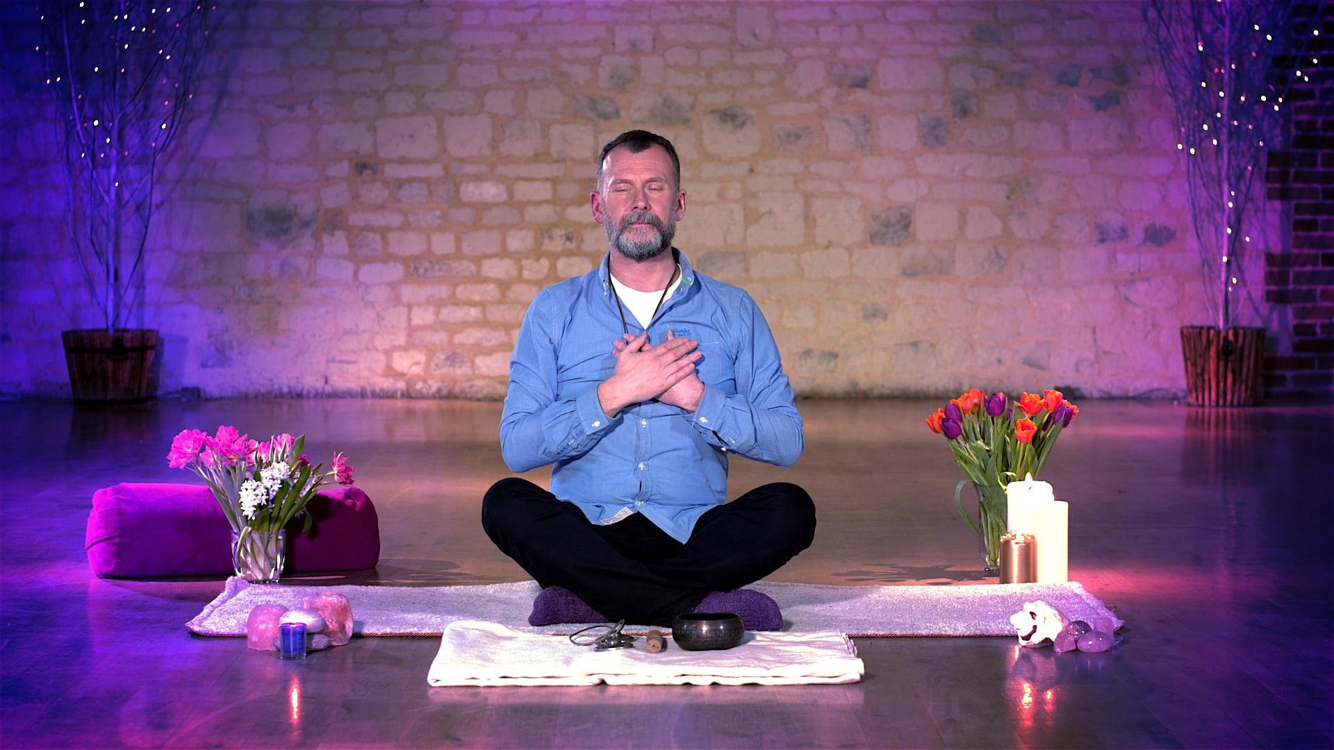 Chakra Meditations - Third Eye Chakra - with James Philip