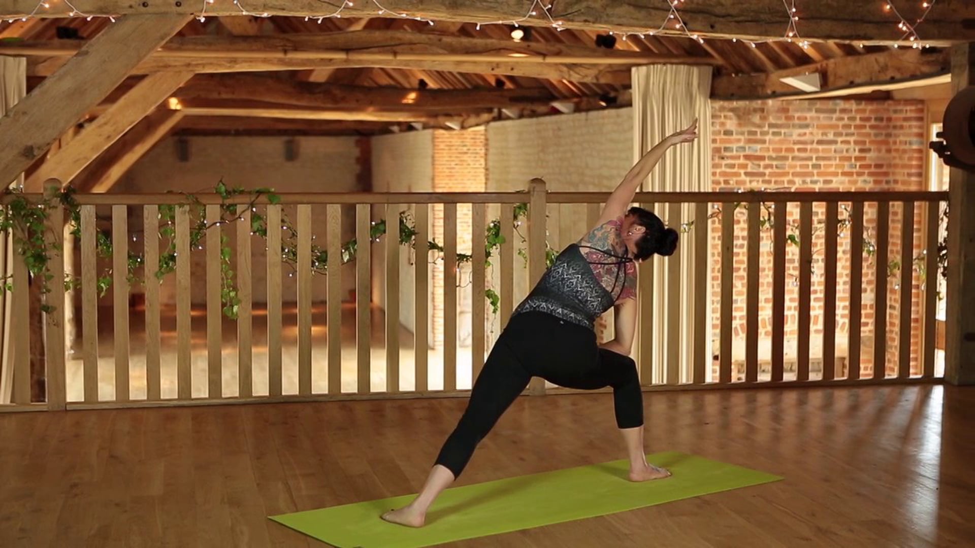 Prog 2 Dynamic - Power Up: Vinyasa Flow with Julie Martin