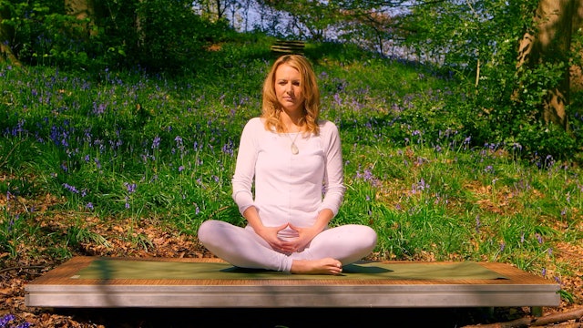 Kundalini Yoga For Your Week - Monday Meditation