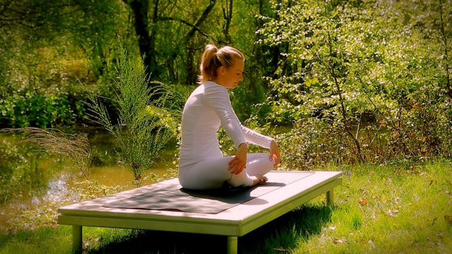 Kundalini Yoga For Your Week - Tuesday Warmup