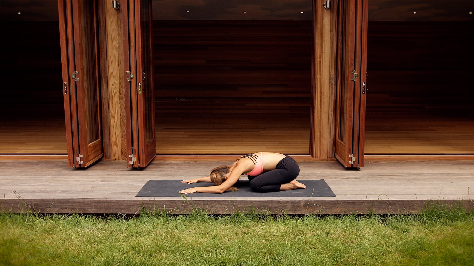 Amy Schneider - Energise And Renew - Practice 1