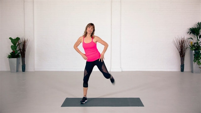 Pilates in Motion with Caroline Sandry - Lower Body