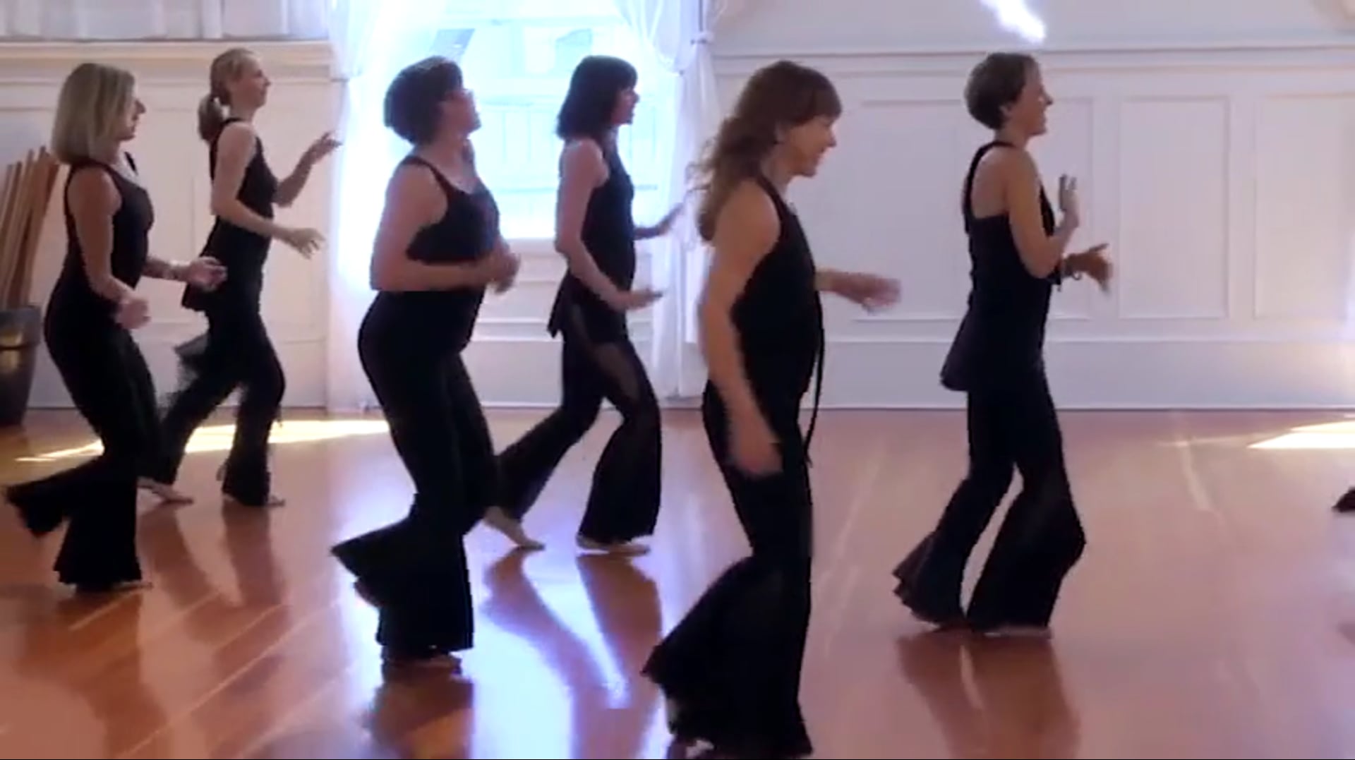 bailando song choreography detailed