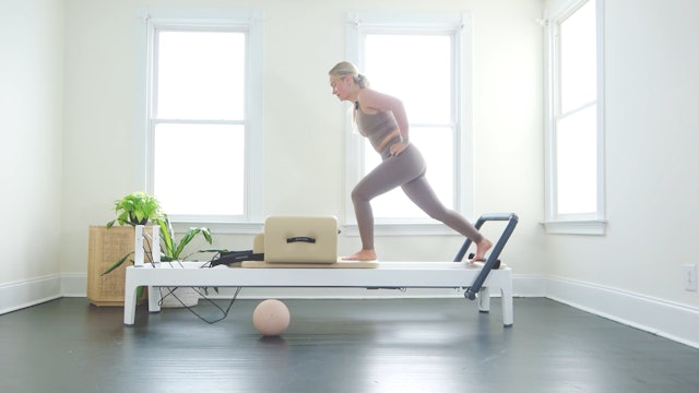 Reformer Advanced Flow with Joelle [Box + Ball]