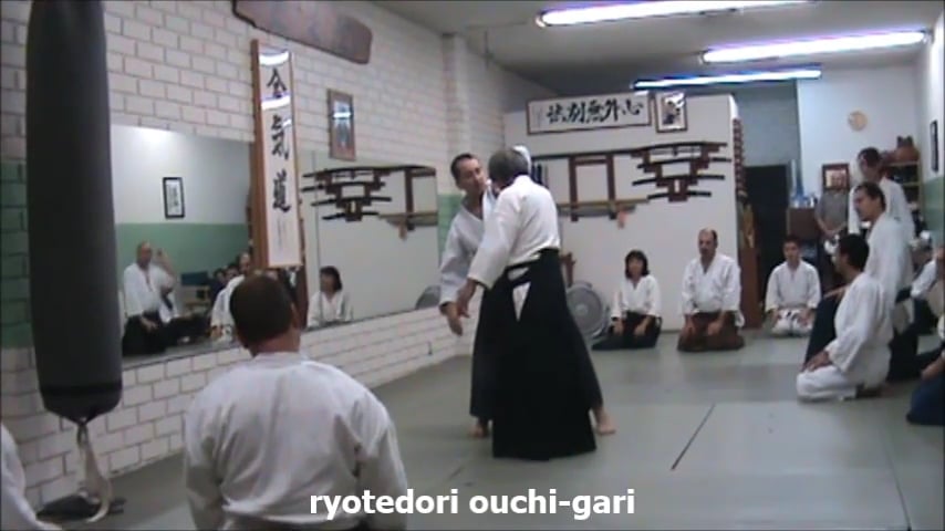 ryotedori ouchi-gari
