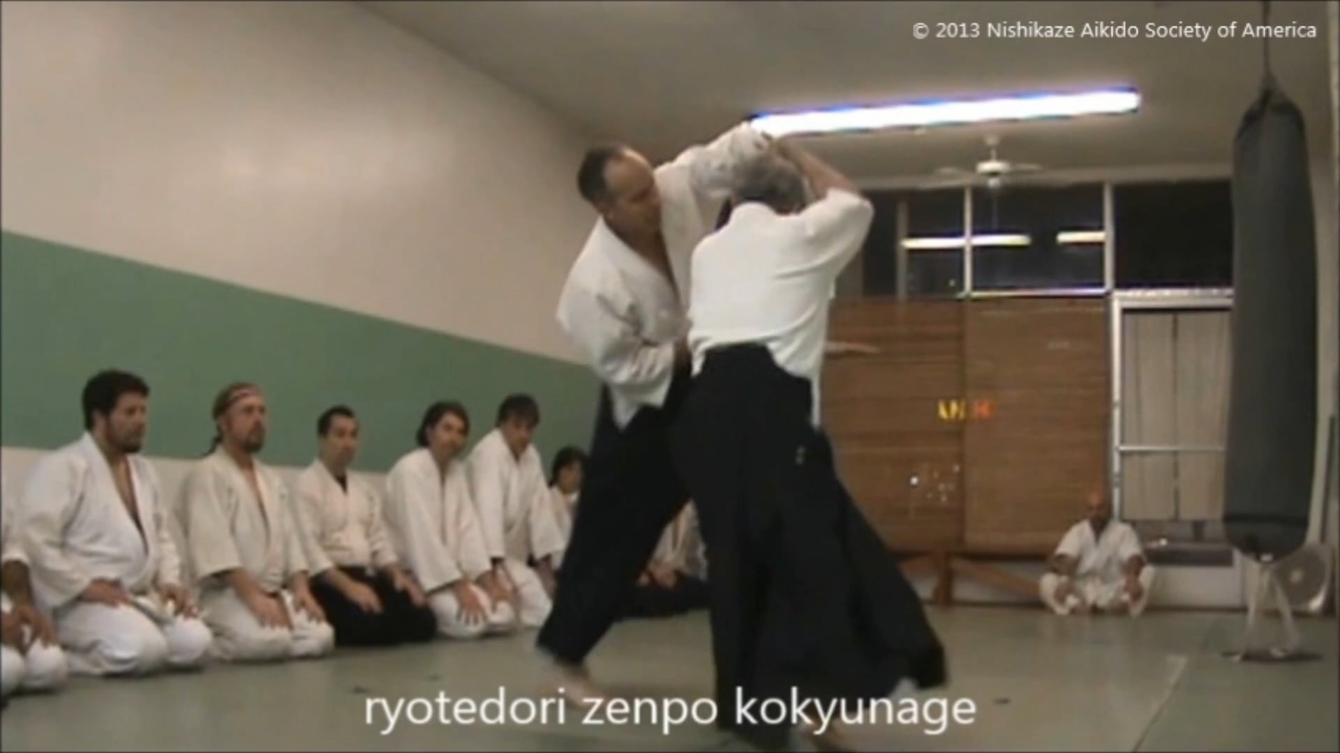 ryotedori zenpo kokyunage