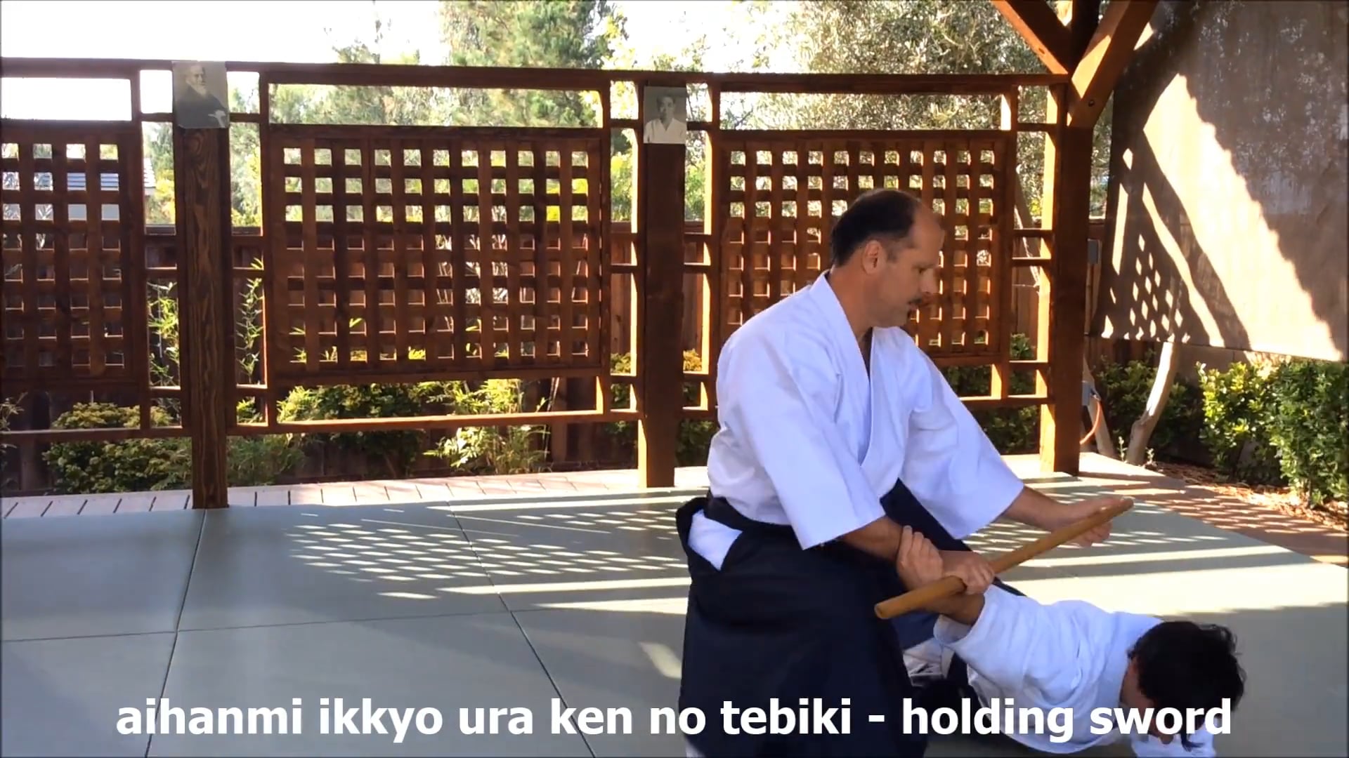 AH ikkyo ura KT (holding)