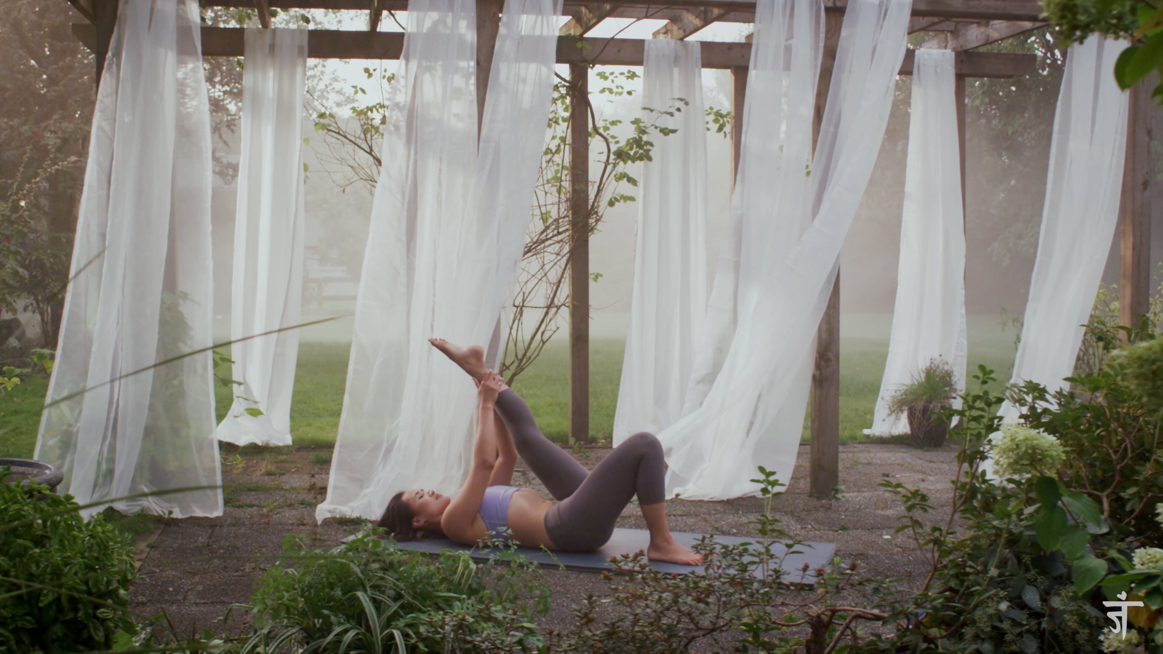 Full Body Restorative with Amanda | Yoga Class (20 mins)