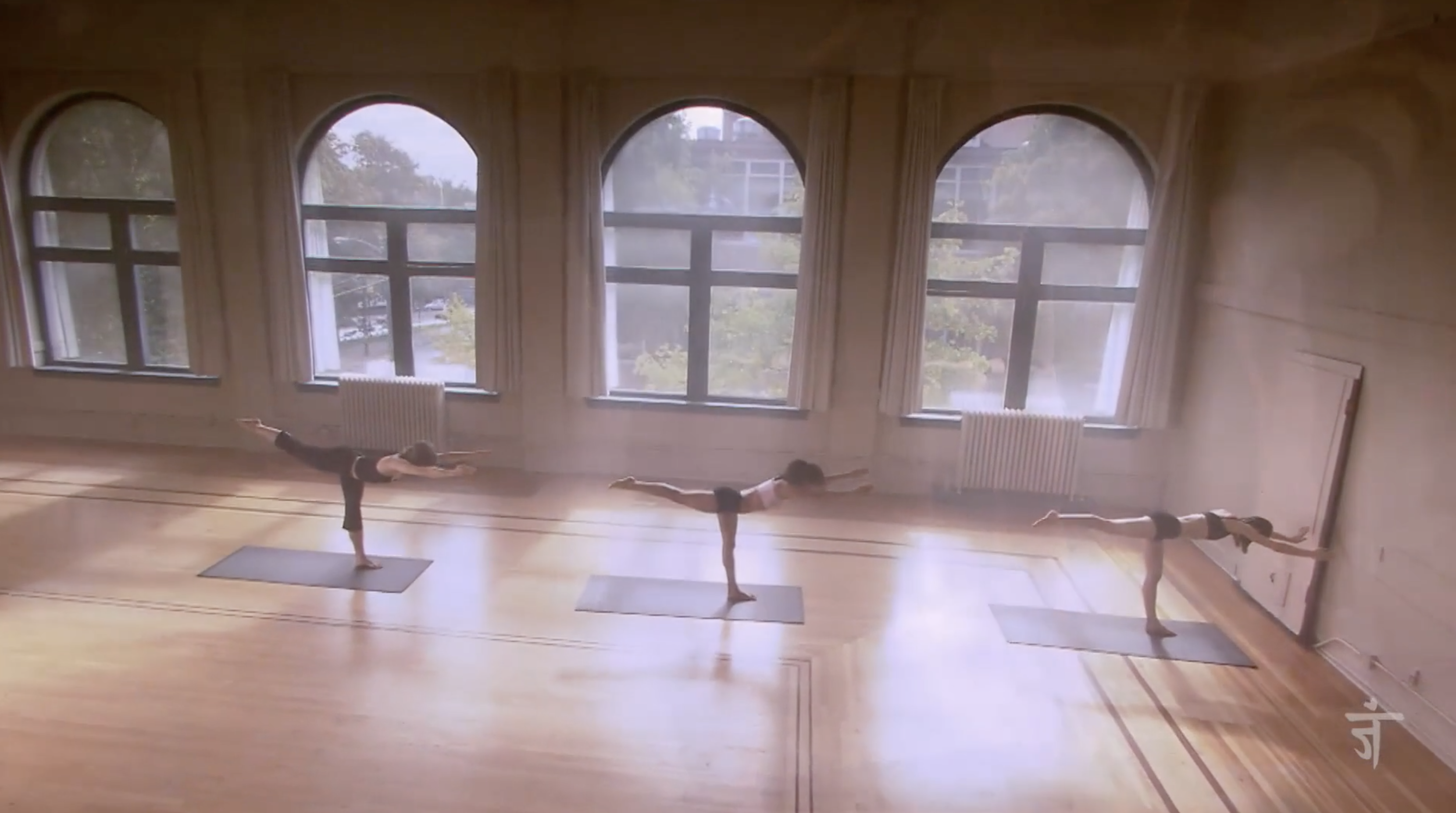 Extended Leg Balancing with Kate | Balance-focused Yoga Class (24 Mins)