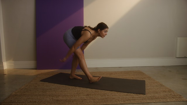 Lower Body with Amanda | Beginner-friendly Pilates Class (15 Mins)