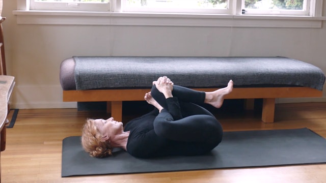 Yoga for Sleep with Kate | Restorative Yoga Class (14 Mins)