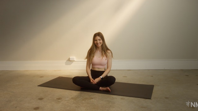 NEW | Pelvic Floor Recovery with Amanda | Therapeutic Core Class (4 Mins)