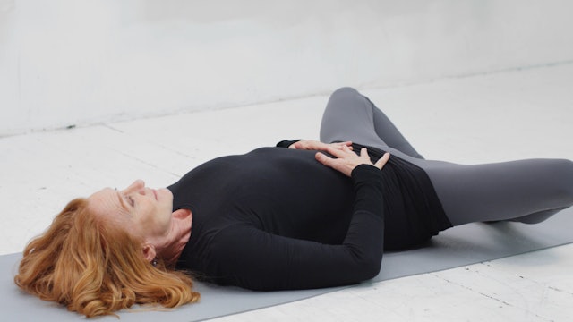 Cool Down with Kate | Restorative Yoga Class 6 Mins)