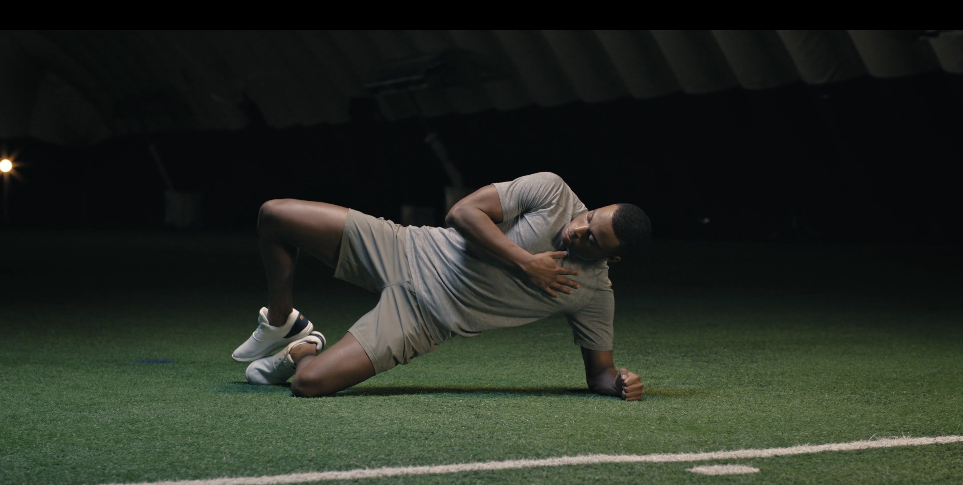 Homecoming with Dom | Full Body HIIT Class (22 Mins)