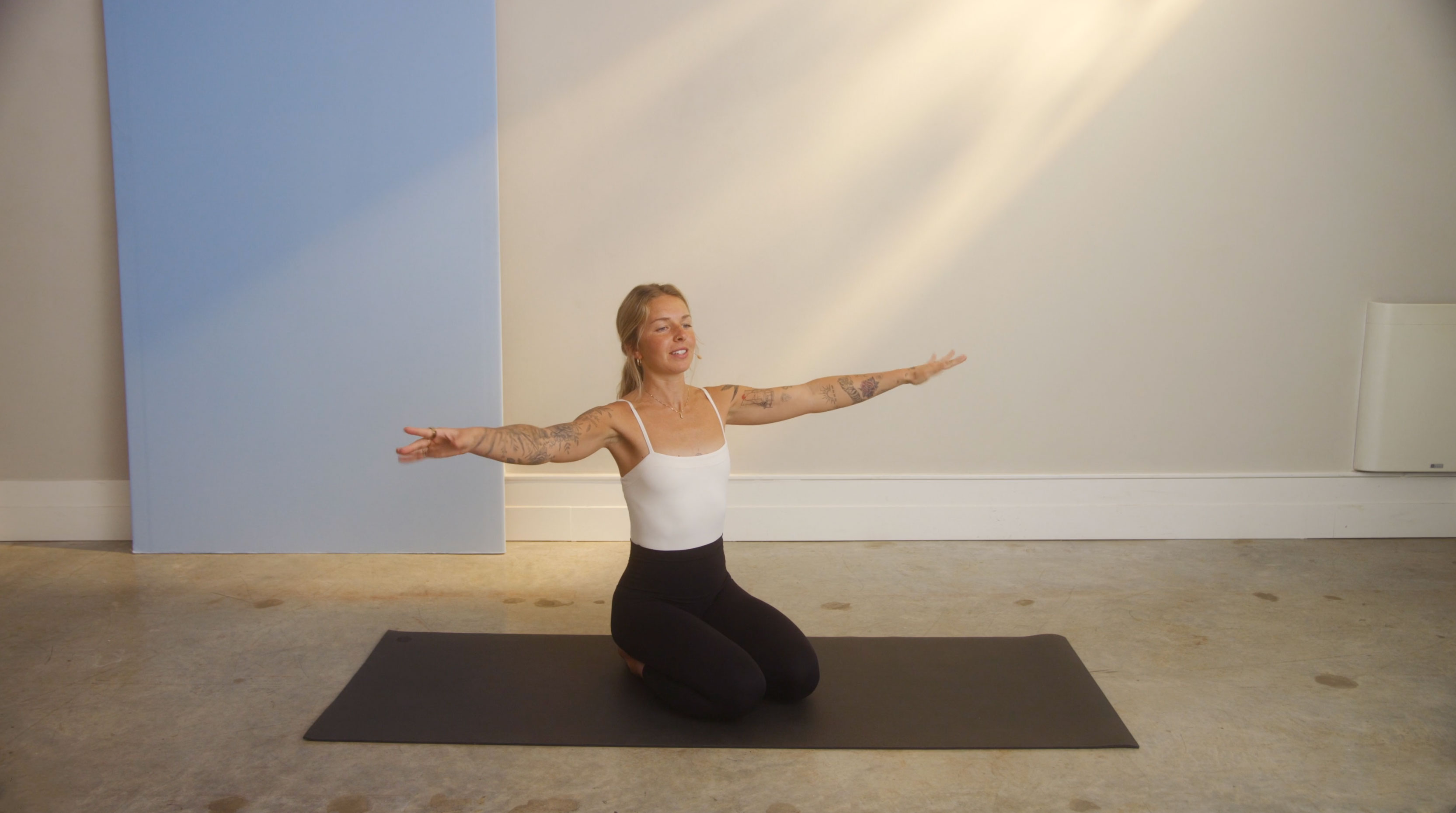 Posture with Trilby | Upper Body-Focused Class (8 Mins)