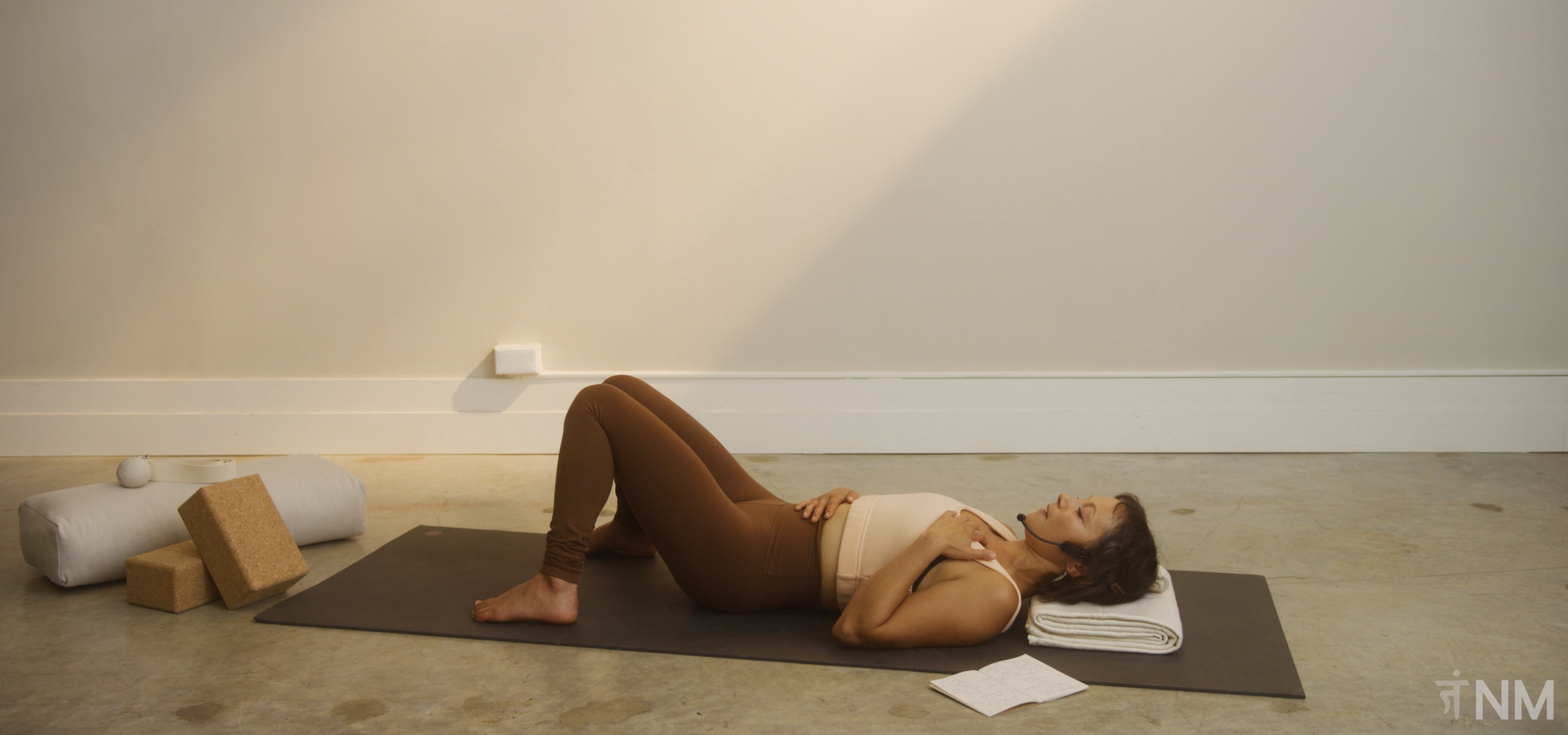 Feel Good Breathing with Lydia | Restorative Breath Class (8 Mins)