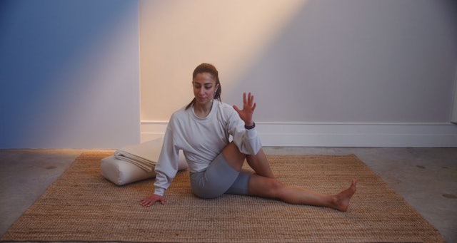 NEW | Bedtime Stretch with Farinaz | Gentle Yoga Class (5 Mins)