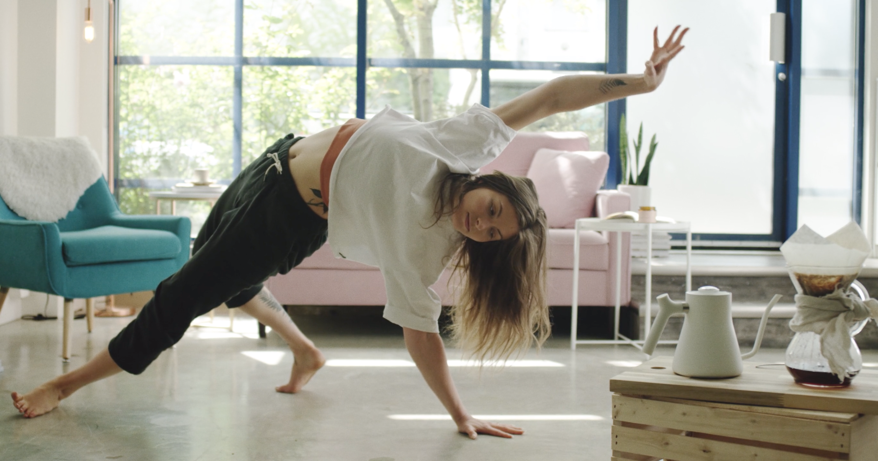 On Movement with Amanda June Giannakos | Interview Series (6 Mins)