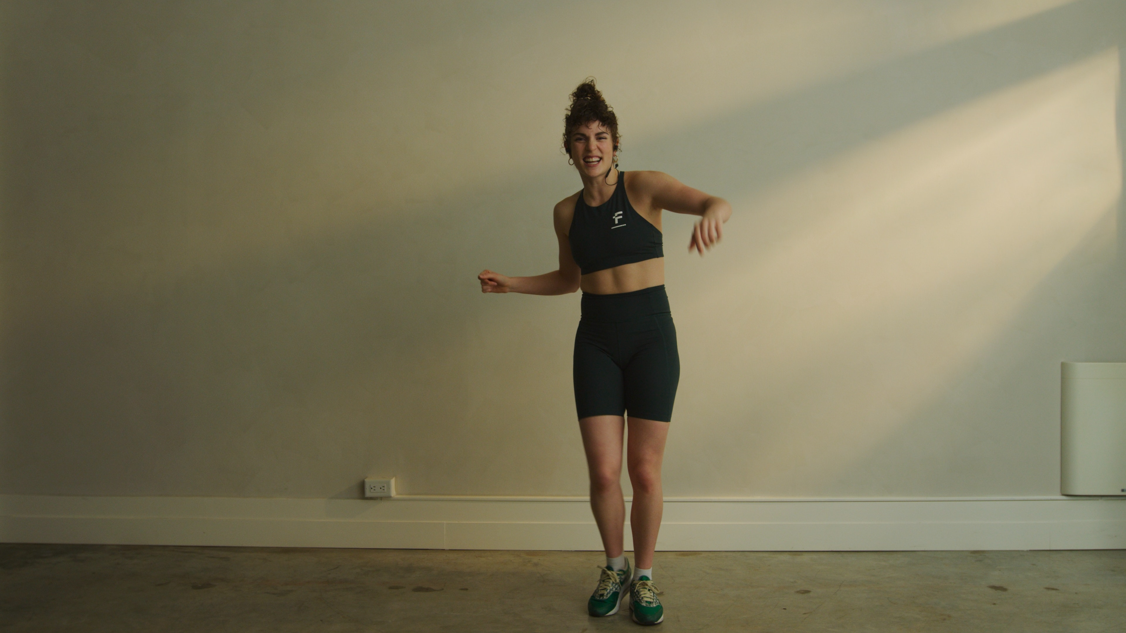 Kitchen Dance Party  | Beginner-Friendly Dance Class (21 Mins)