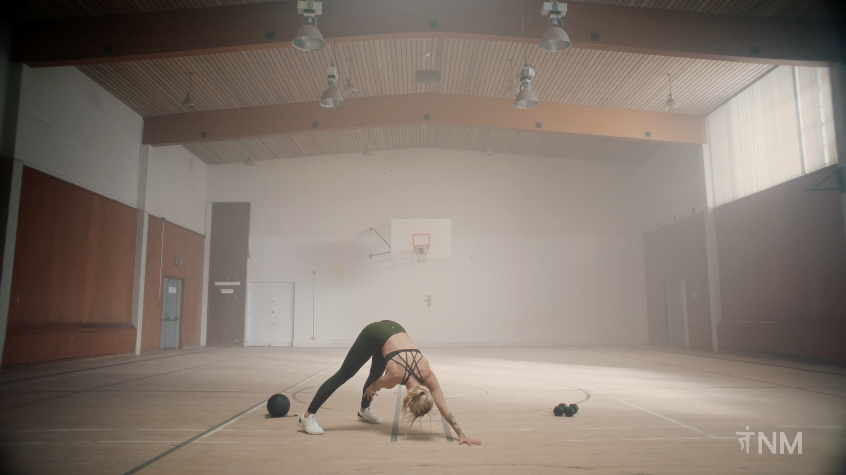 Learn Downward Dog to Side Plank with Keighty (1 Min)