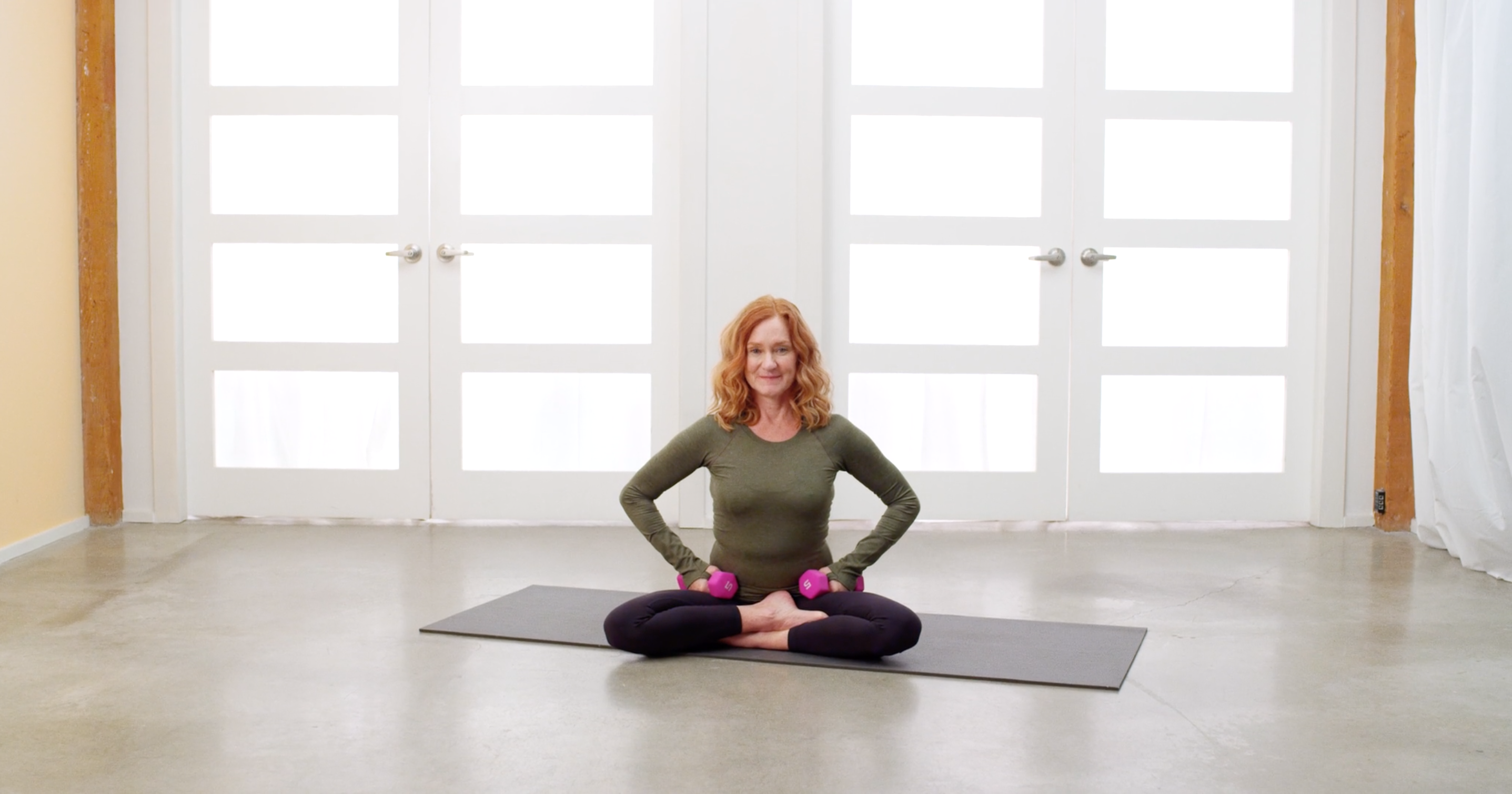 Weighted Warm Up with Kate | Weighted Yoga Class (5 Mins)