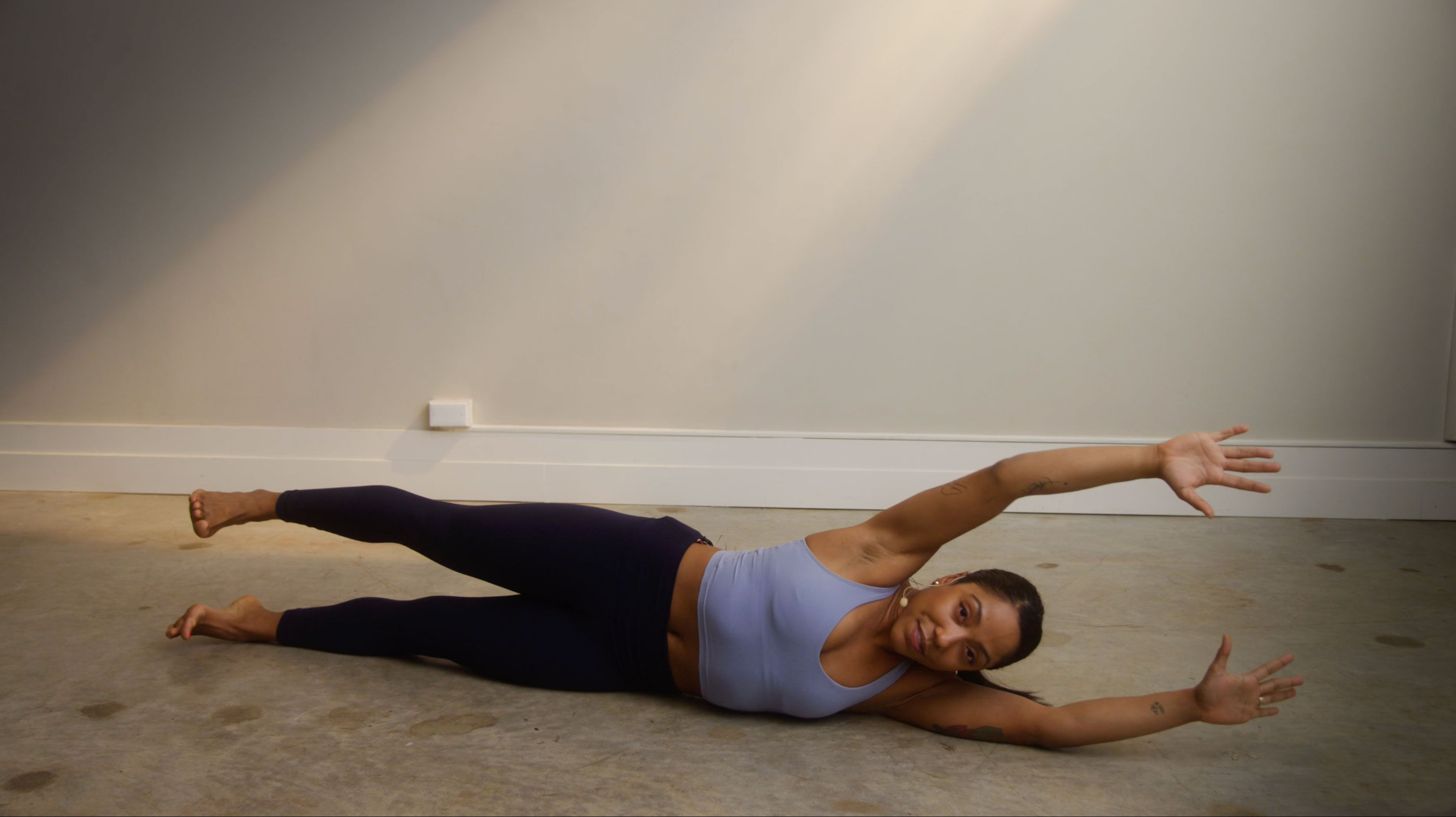 Contemporary Floor with Livona | Beginner Dance Class (8 Mins)