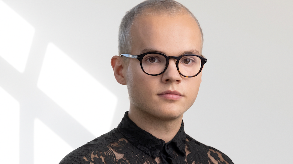 Meet the Director: Julian Quentin ("The Familiar")