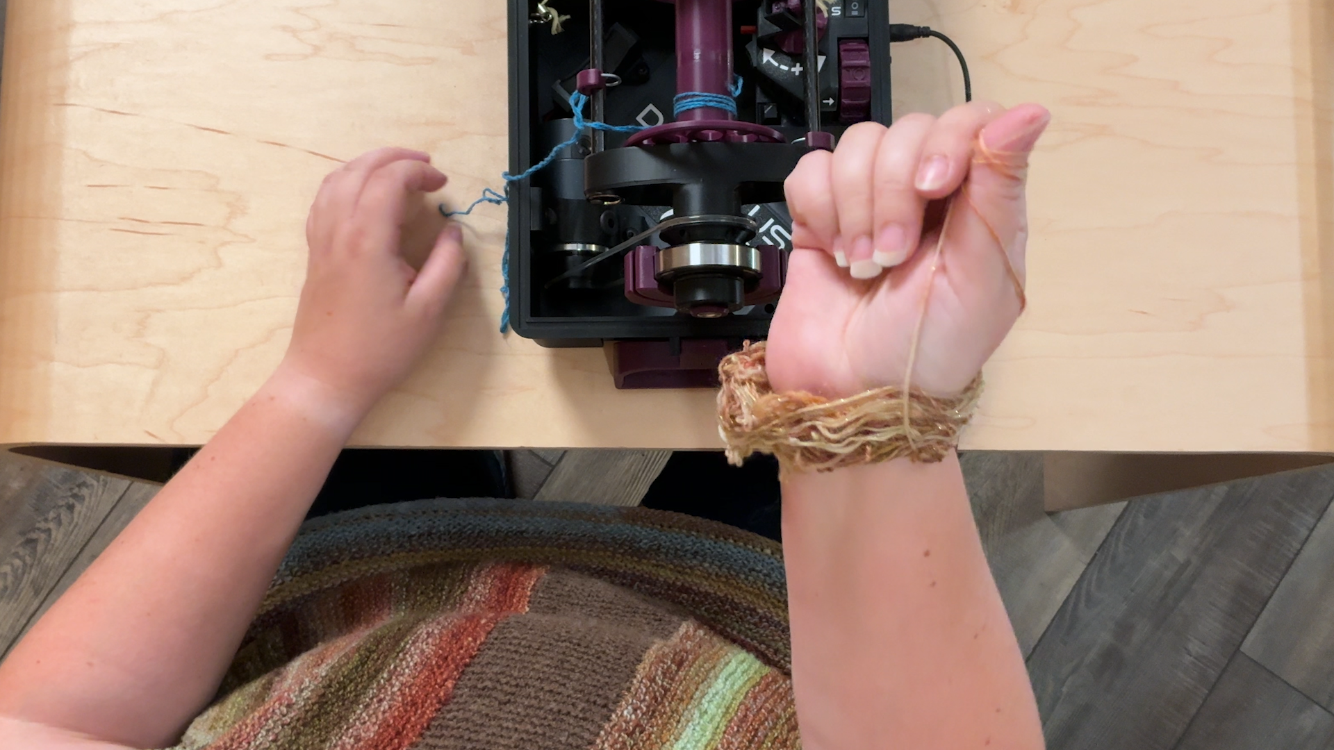 S2E8.4 Bracelet Plying