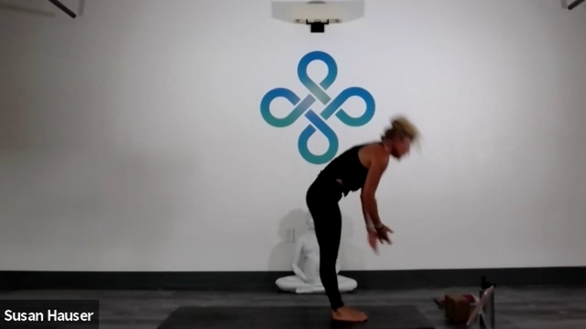 2020-08-16 Deidre Markham Power Yoga