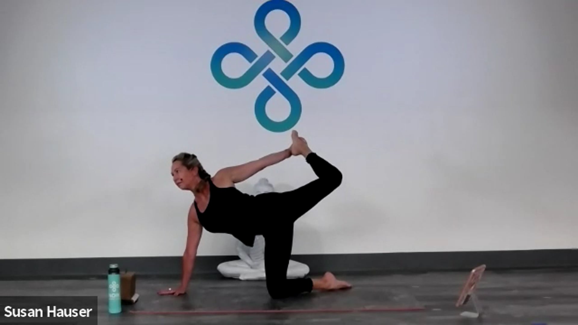 2020-08-23 Susan Hauser Power Yoga