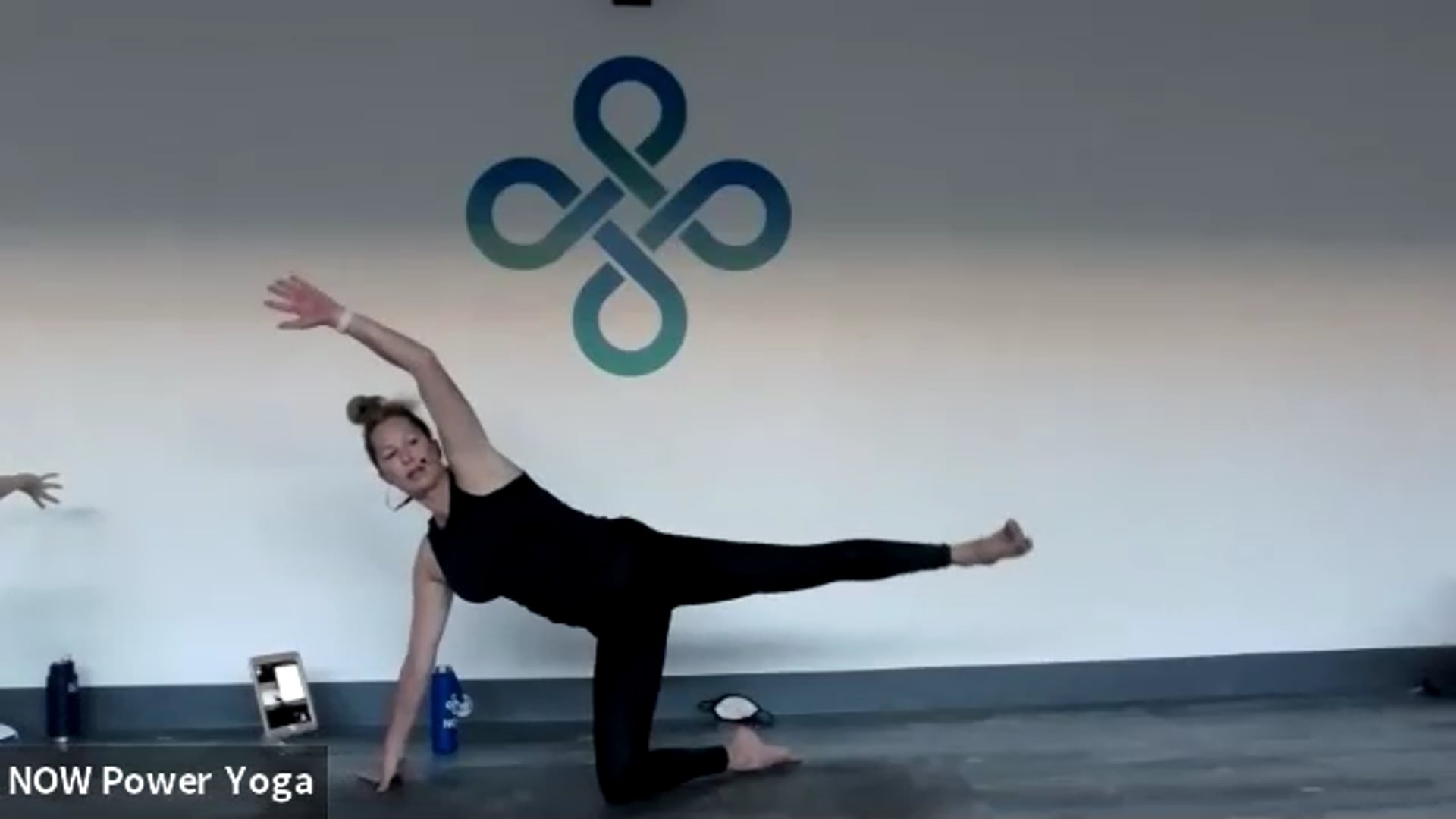 2020-11-08 Susan Hauser Power Yoga