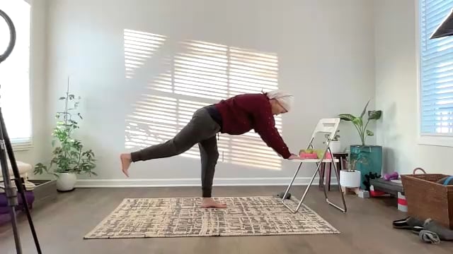 Functional Yoga: Upright Core & Hip Stability