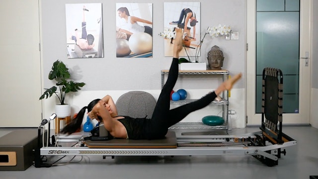 40-Min. Reformer Workout with Jump Board