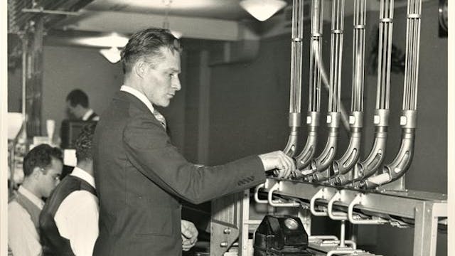 The Pneumatic Tube Network that Conne...