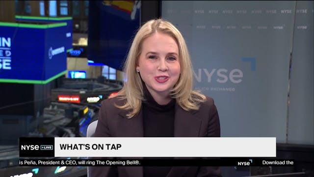 Wall Street Expert Expects S&P 500 to...