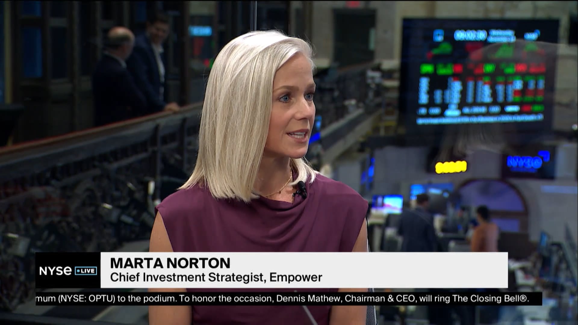 Focus Turns to Fed Minutes and Jobs Data Ahead of December Rate Decision