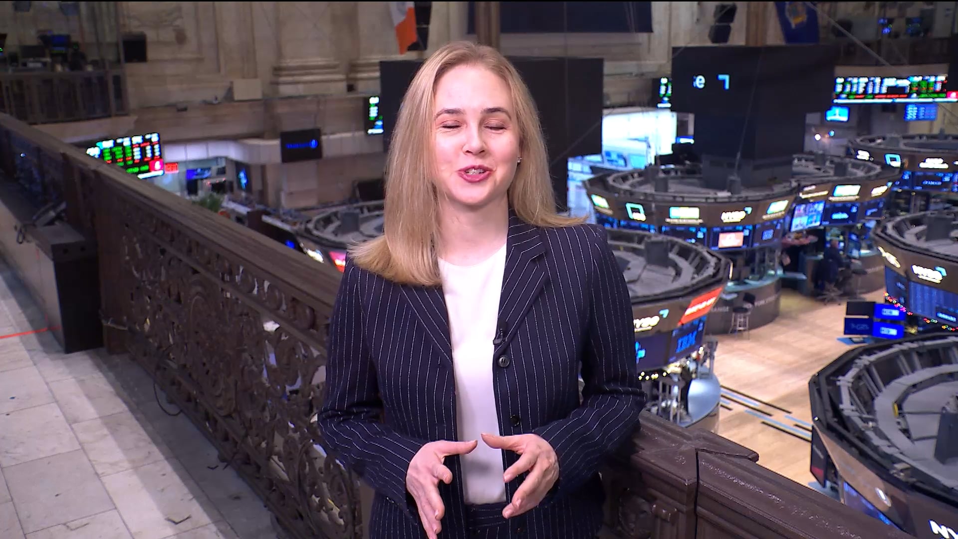 12-24-2025: Pre Market Update + S&P 500 Powers to Record Close Above 6,900