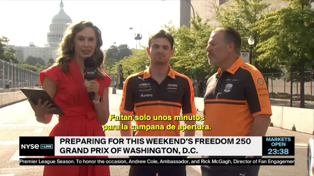 El CEO de McLaren Racing y el piloto ...
