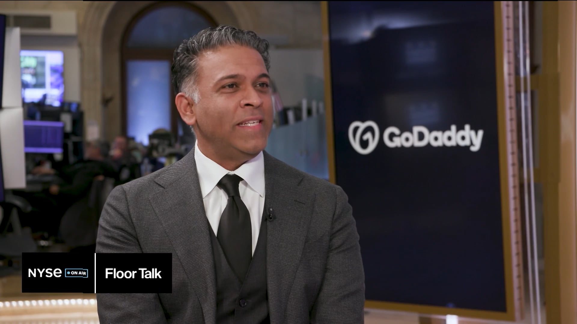 GoDaddy Exec Says Company Uses AI to Simplify Onboarding for Website Creation