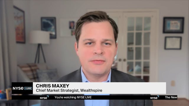 Wall Street Expert Chris Maxey Discus...