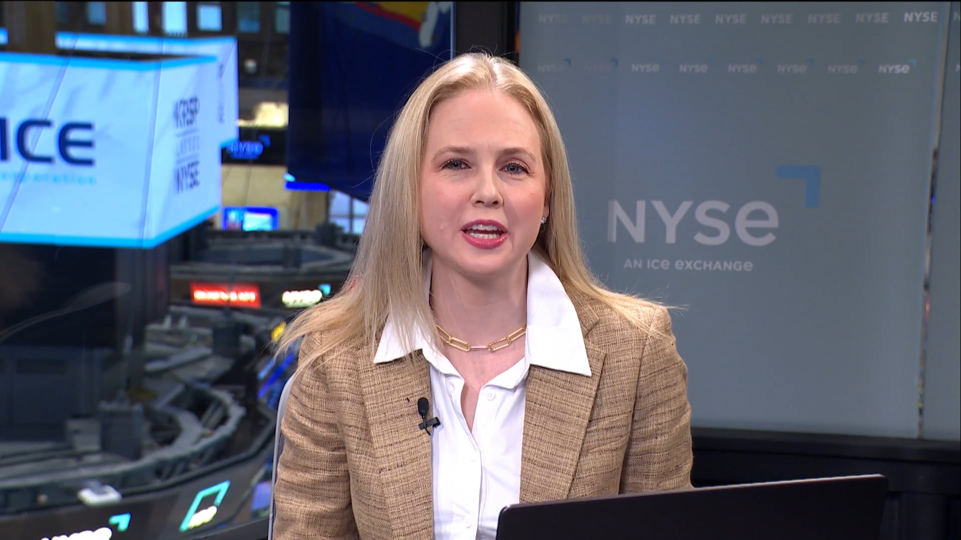 NFL Franchise Valuations Soar as Private Equity Firms Enter Picture