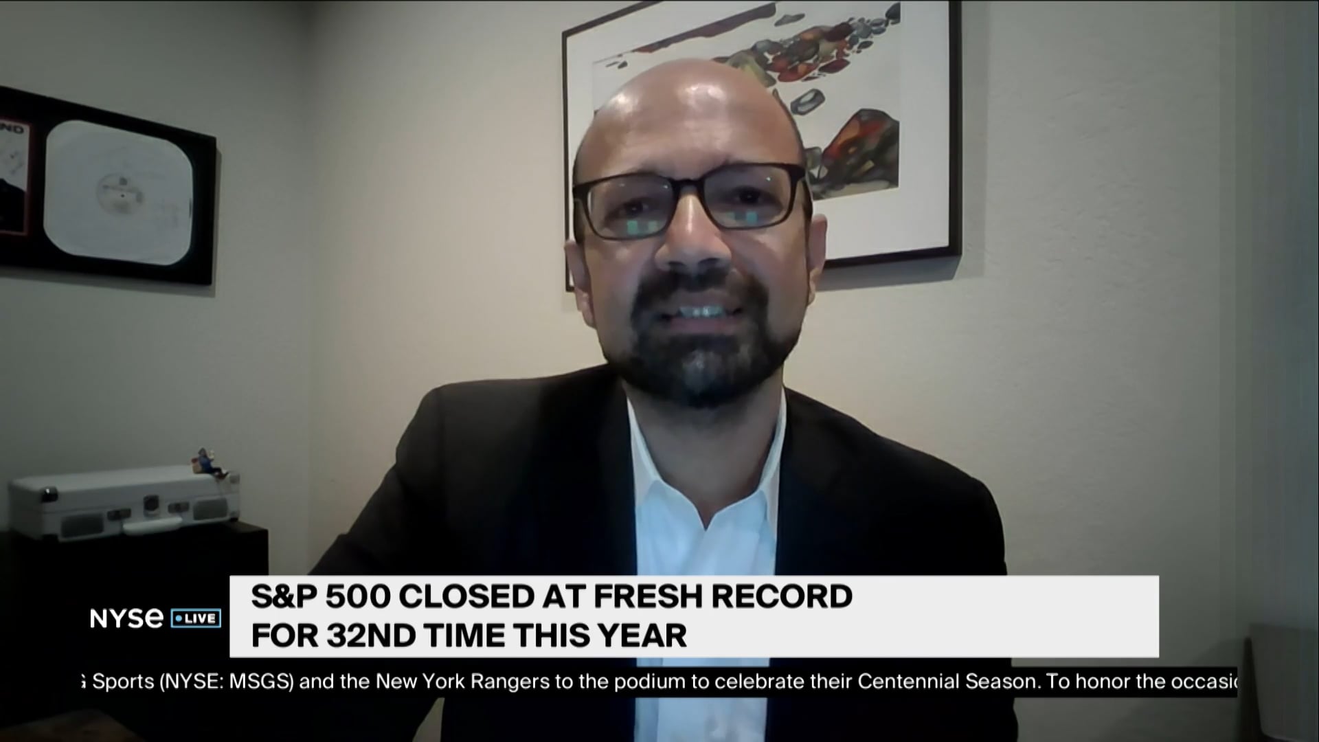 Economist Shutdown Expected to Trim GDP growth by 0.1–0.2% Per Week